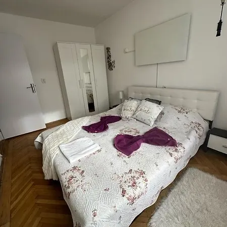 Apartment Place